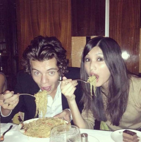 harry-styles-gemma-chan-sharing-noodles-on-date